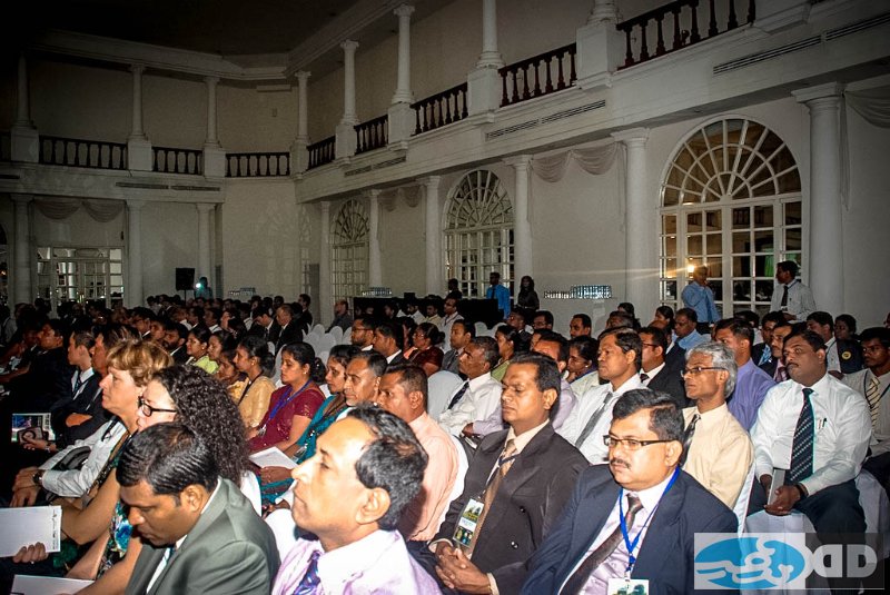 14-conference-participants.jpg